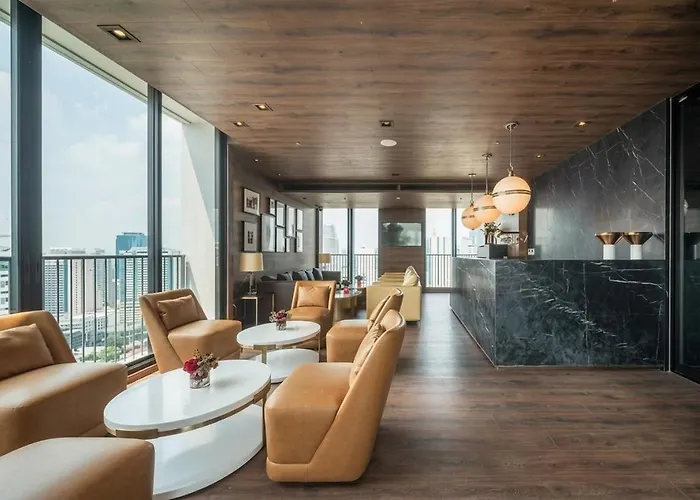 Апартаменты Walktobts>emdistrict/cityviewpool&gym/wifi/washer *